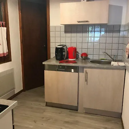 Rose Andree Apartment *