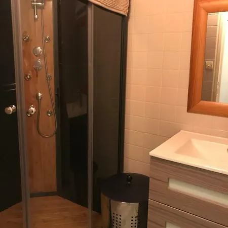 Rose Andree Apartment *
